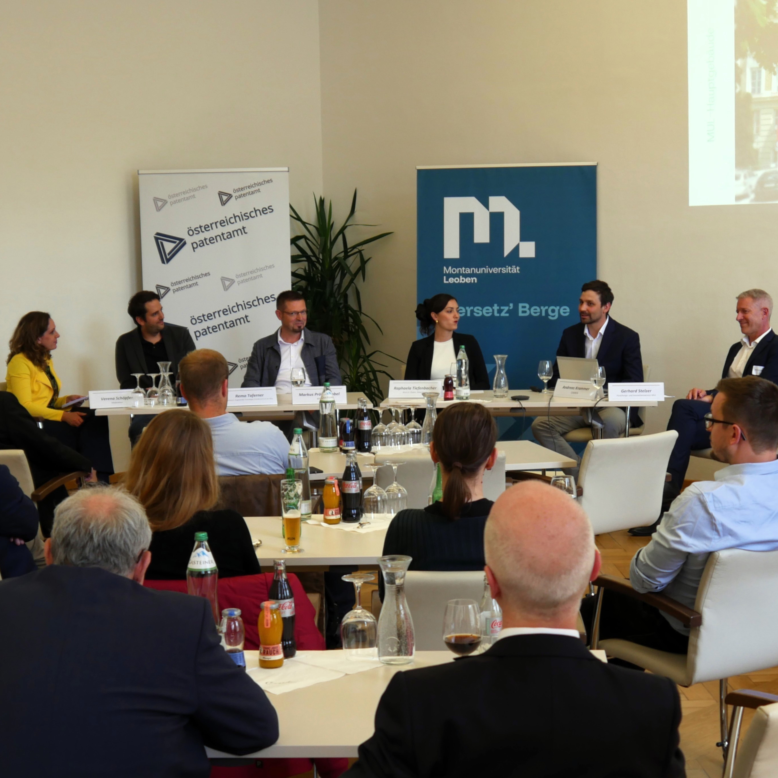 Podium bei der Veranstaltung Masters of IP